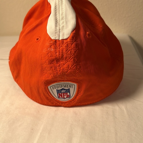 Bears Streak Orange and White Hat - Picture 3 of 6